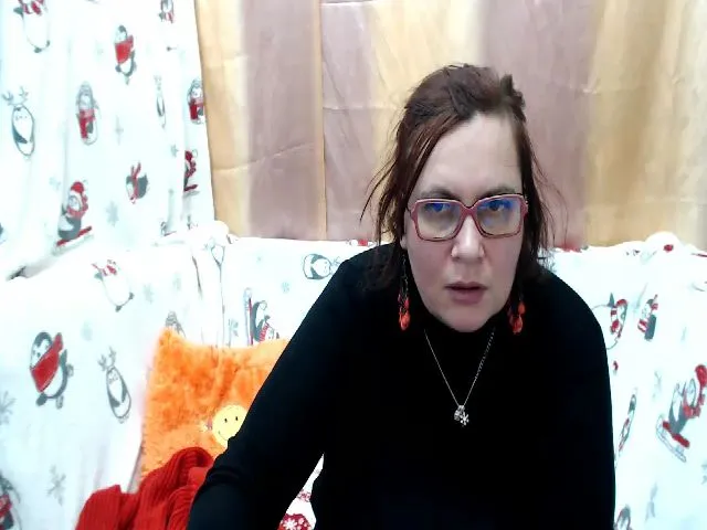 Live sex webcam photo for GinnaMature #272642683