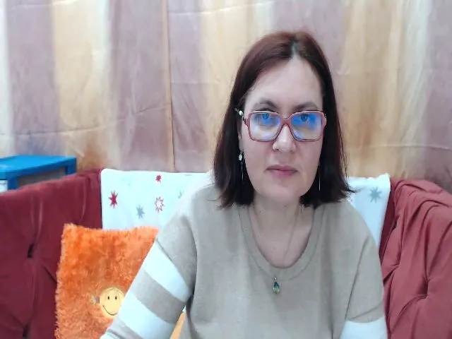 Live sex webcam photo for GinnaMature #273622667