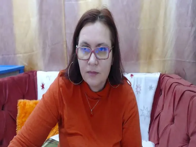 Live sex webcam photo for GinnaMature #273663222
