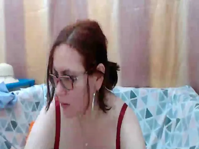 Live sex webcam photo for GinnaMature #274114529