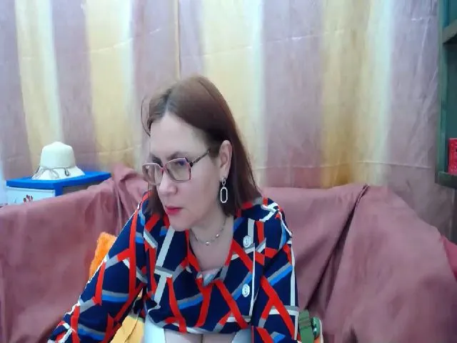 Live sex webcam photo for GinnaMature #274626591