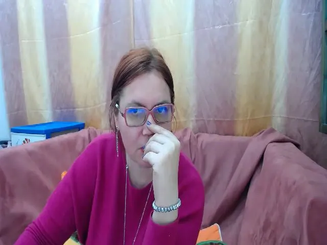 Live sex webcam photo for GinnaMature #275239006