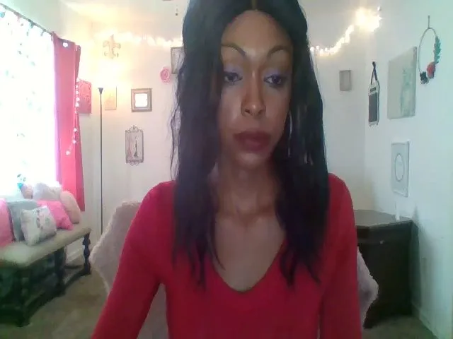 Live sex webcam photo for GirlNextD00r3 #272318374