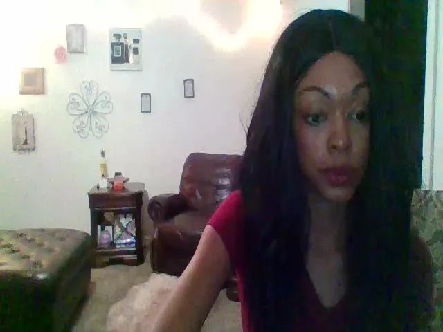 Live sex webcam photo for GirlNextD00r3 #272892678