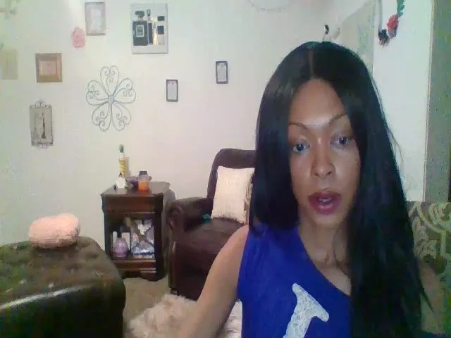 Live sex webcam photo for GirlNextD00r3 #272921953