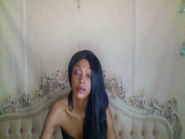 Live sex webcam photo for GirlNextD00r3 #272960818