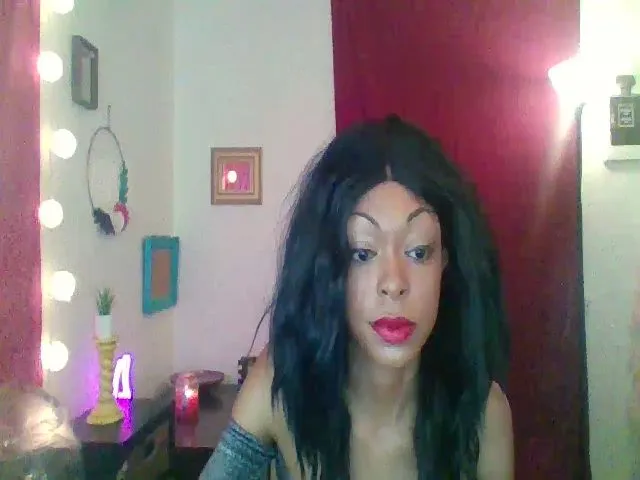 Live sex webcam photo for GirlNextD00r3 #273126531