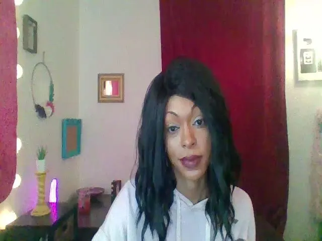 Live sex webcam photo for GirlNextD00r3 #273173551