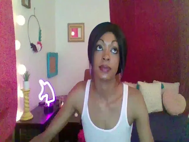 Live sex webcam photo for GirlNextD00r3 #273441971