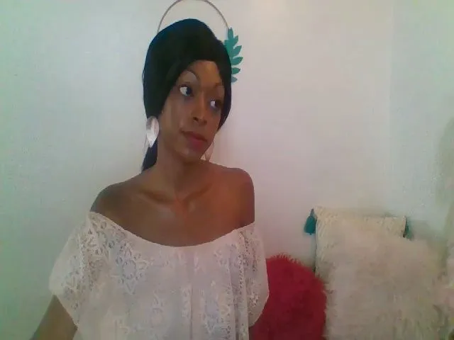 Live sex webcam photo for GirlNextD00r3 #274211101