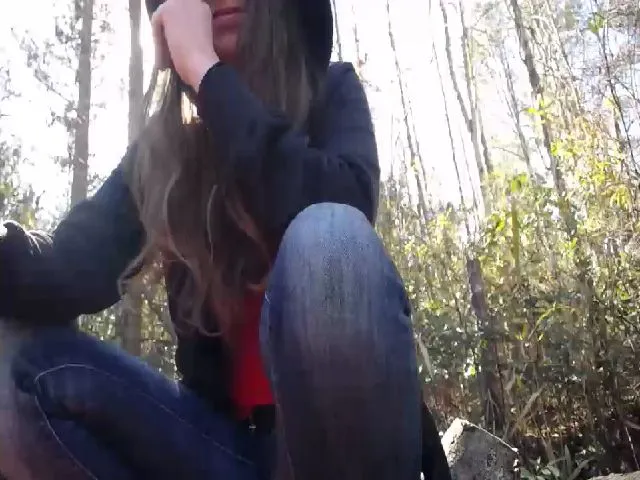 Live sex webcam photo for GirlOffGrid #272359445