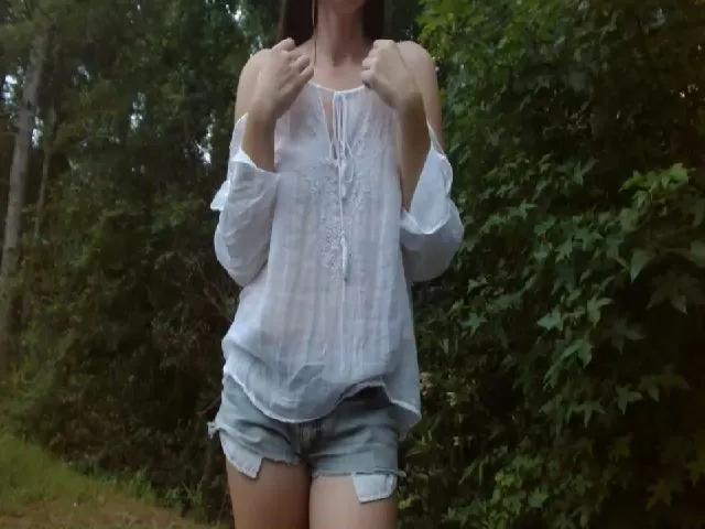 Live sex webcam photo for GirlOffGrid #274263264