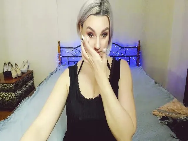 Live sex webcam photo for Girl_Queen_ #271980972