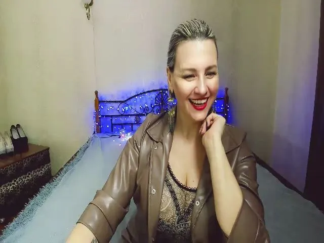 Live sex webcam photo for Girl_Queen_ #272009680