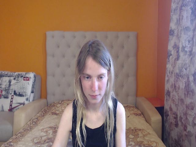 Live sex webcam photo for Girl_Summer1 #273338692