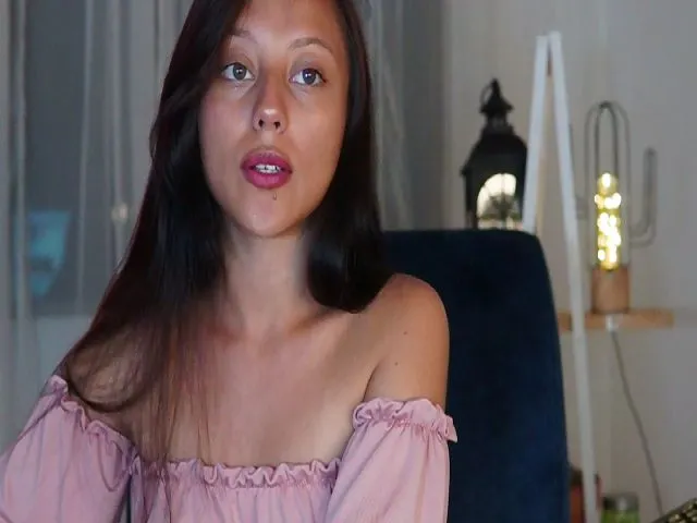 Live sex webcam photo for Girl_liz #272692800