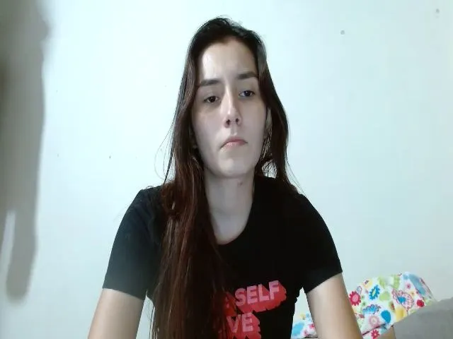 Live sex webcam photo for Girlhot29 #273240378