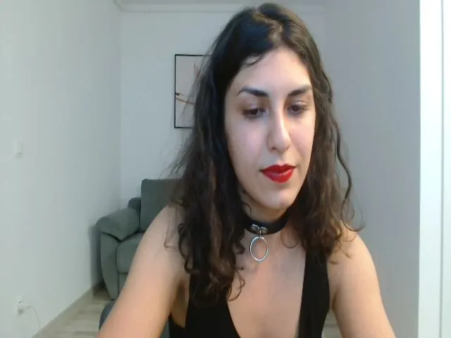 Live sex webcam photo for GiselleH #272933821