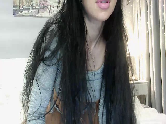 Live sex webcam photo for GlamNiki #273392179