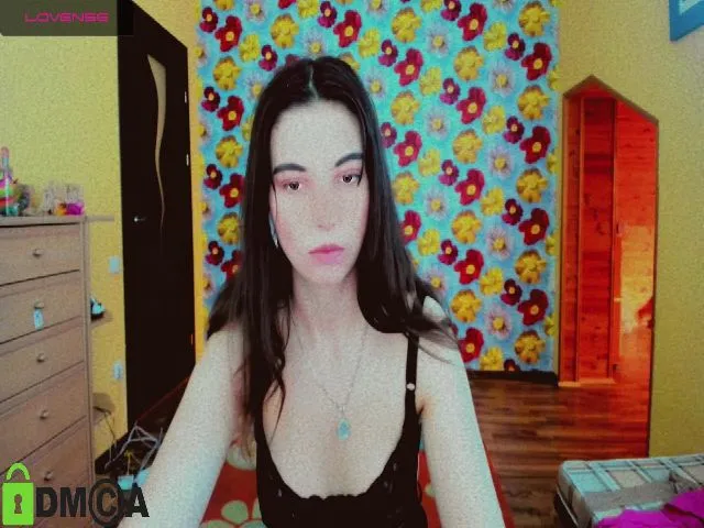 Live sex webcam photo for GlendaDevis #273394859