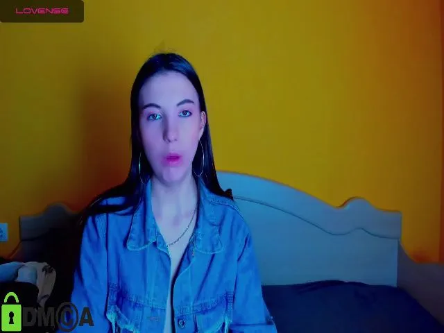 Live sex webcam photo for GlendaDevis #273562021