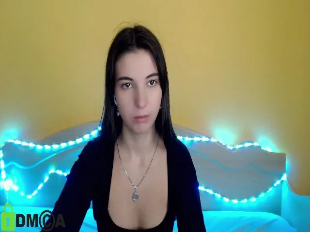 Live sex webcam photo for GlendaDevis #273824408