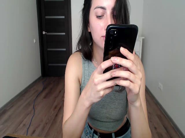 Live sex webcam photo for Glori__Si #274279597