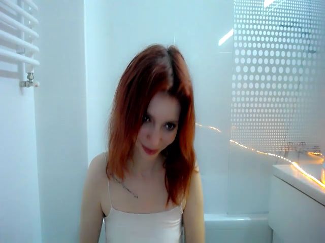 Live sex webcam photo for GloriaDeling #271776796