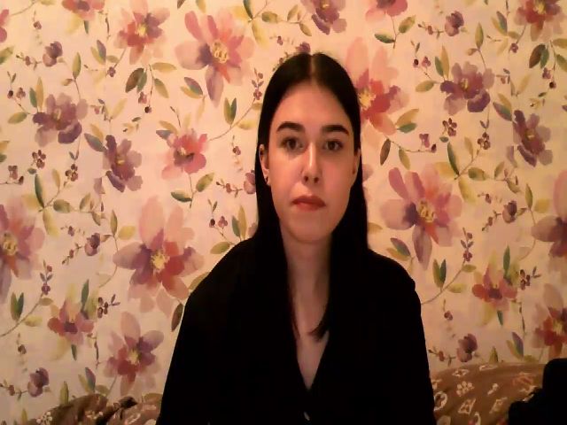 Live sex webcam photo for GloriaPink #273565932