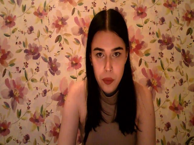 Live sex webcam photo for GloriaPink #273575108