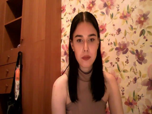 Live sex webcam photo for GloriaPink #273583762