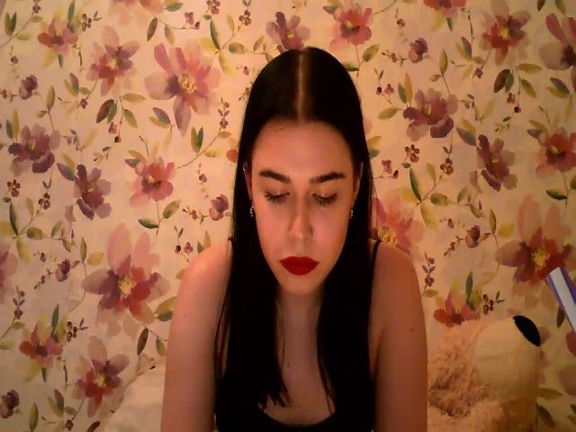 Live sex webcam photo for GloriaPink #273691364