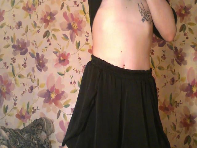 Live sex webcam photo for GloriaPink #273934532