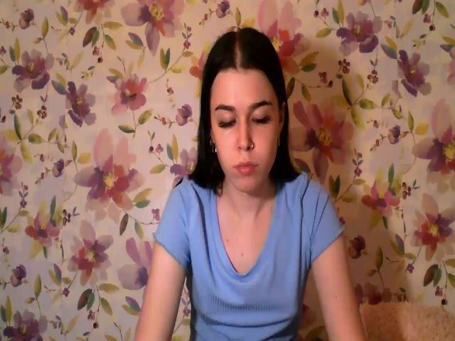 Live sex webcam photo for GloriaPink #274141456