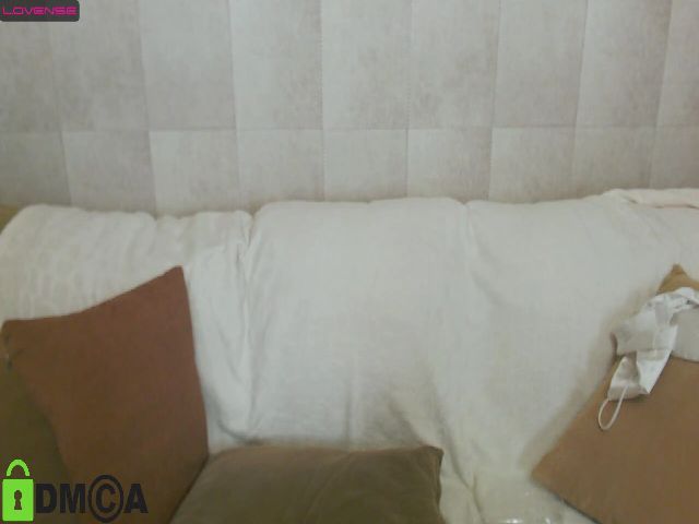 Live sex webcam photo for Gloria_Bestt #274348755