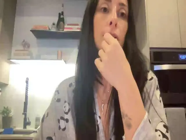 Live sex webcam photo for Glutefit #271950817