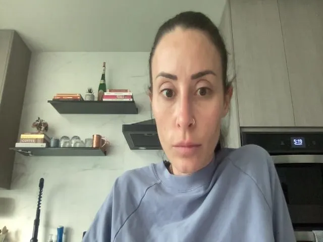 Live sex webcam photo for Glutefit #272363631