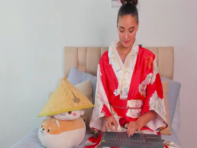 Live sex webcam photo for Goddesariana #272865765