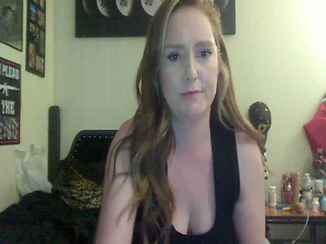 Live sex webcam photo for GoddessBabyXO #273331876