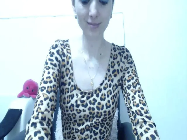 Live sex webcam photo for GoddessElisa #272105653