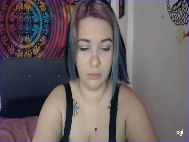 Live sex webcam photo for GoddessEmma #272080289