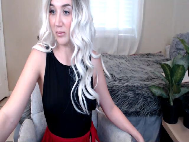 Live sex webcam photo for GoddessEmmy #271725749