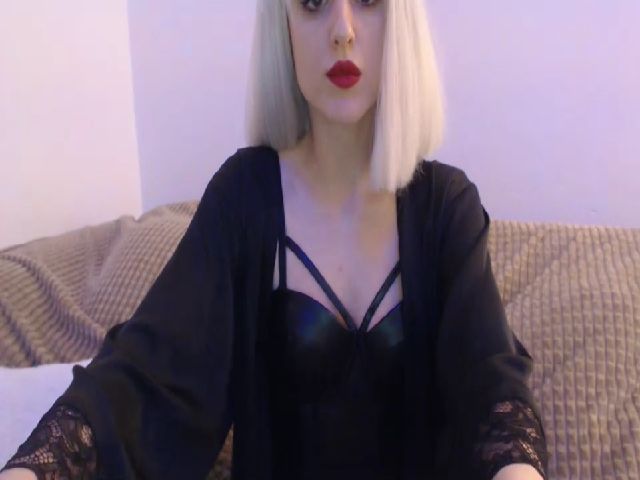 Live sex webcam photo for GoddessKasyia #273407922