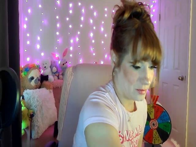 Live sex webcam photo for GoddessKitten #273056087