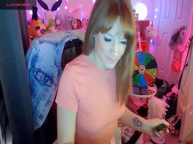 Live sex webcam photo for GoddessKitten #273334231