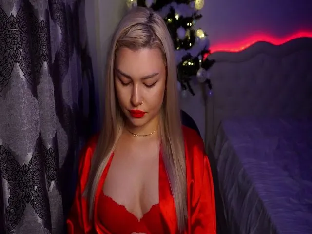 Live sex webcam photo for GoddessMilena #271880226