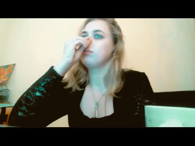 Live sex webcam photo for GoddessNika #271734414