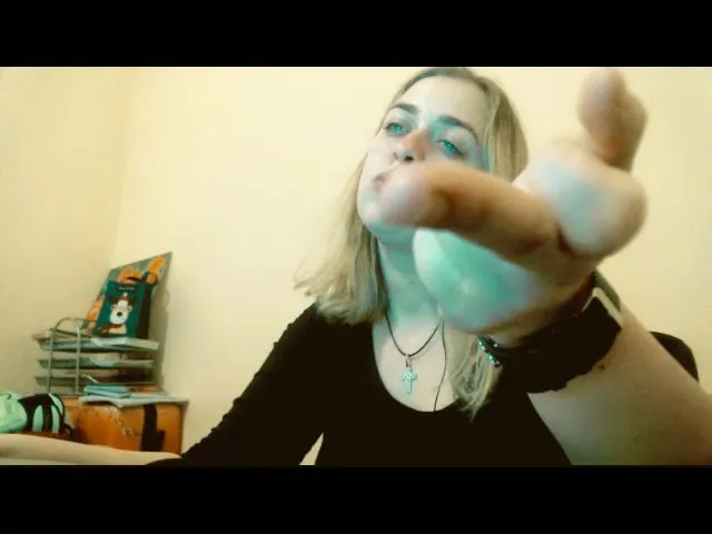 Live sex webcam photo for GoddessNika #271845631