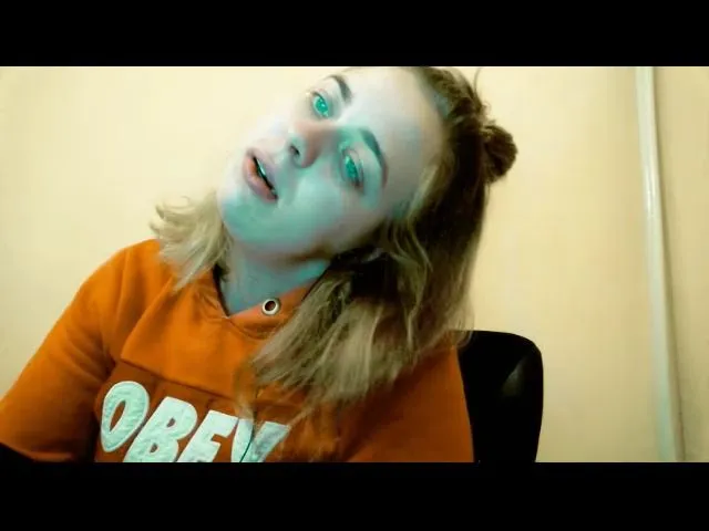 Live sex webcam photo for GoddessNika #271865401