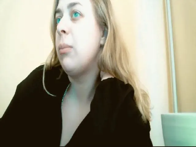 Live sex webcam photo for GoddessNika #272316881